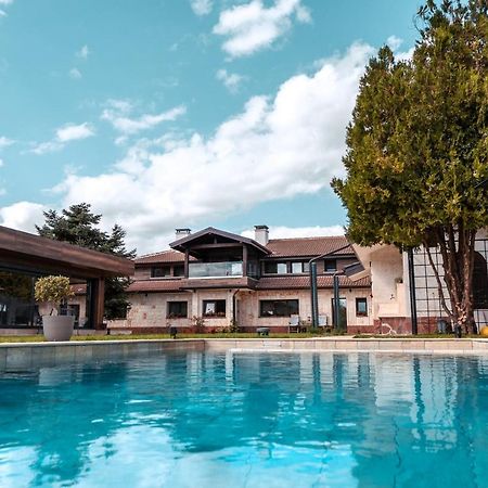 Hotel Hunters House Ezerets Εξωτερικό φωτογραφία