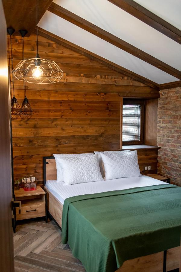 Hotel Hunters House Ezerets Εξωτερικό φωτογραφία
