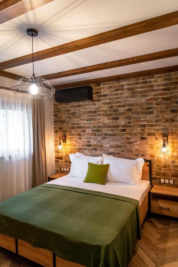 Hotel Hunters House Ezerets Εξωτερικό φωτογραφία