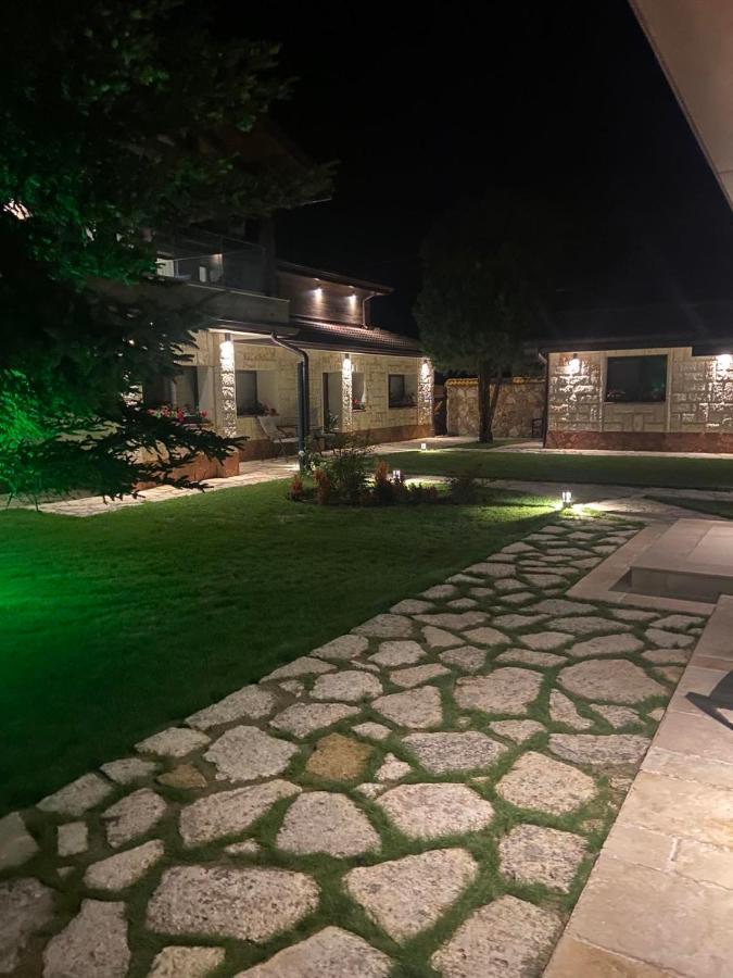 Hotel Hunters House Ezerets Εξωτερικό φωτογραφία