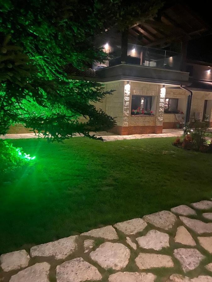 Hotel Hunters House Ezerets Εξωτερικό φωτογραφία